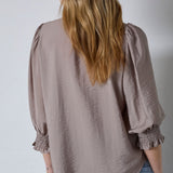 CallumCC Lace Puff V-Shirt - Taupe