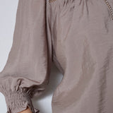 CallumCC Lace Puff V-Shirt - Taupe
