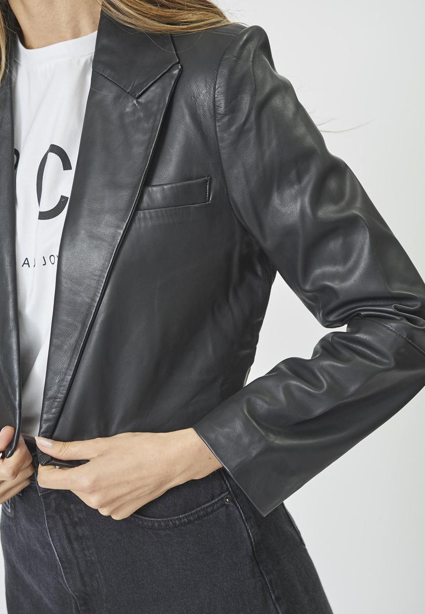 PhoebeCC Leather Crop Blazer - Black - Co'couture